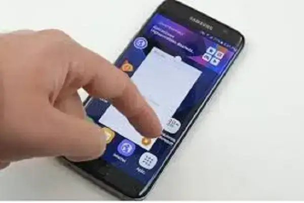 Hacer que la pantalla teléfono Samsung sea pequeña
