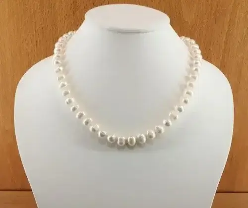 ¿Cómo se hace un collar de perlas?